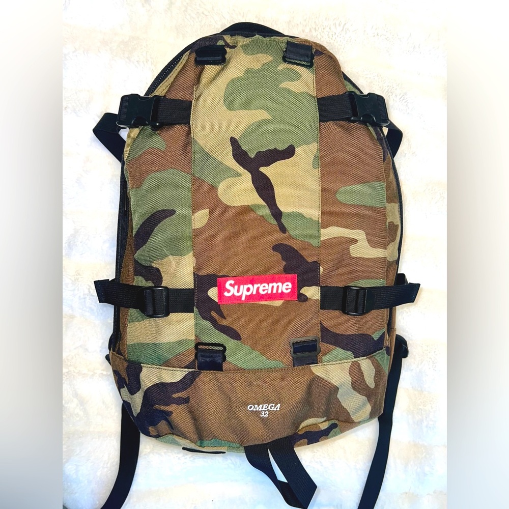 SUPREME Backpack